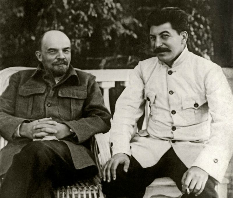 lenin_i_stalin_-_kopiya.jpg